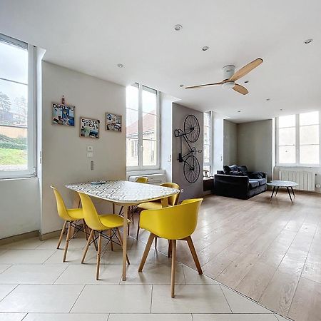 La Roue Libre 3 Chambres - 1Er Etage Au Centre Ville De L'Arbresle Eveux Екстериор снимка